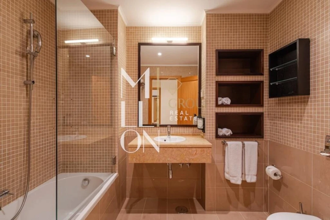 Apartamento T2 para Venda em Quarteira Foto 7