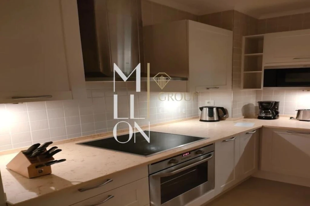 Apartamento T2 para Venda em Quarteira Foto 3
