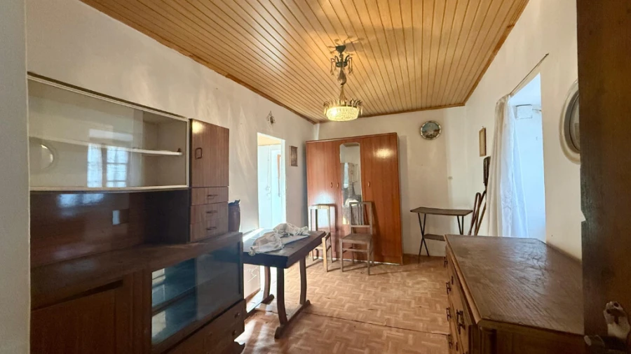 Moradia T3 para Venda em Lavegadas Foto 4