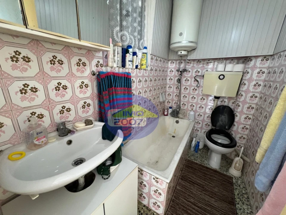 Moradia T5 para Venda em Arrifana Foto 23