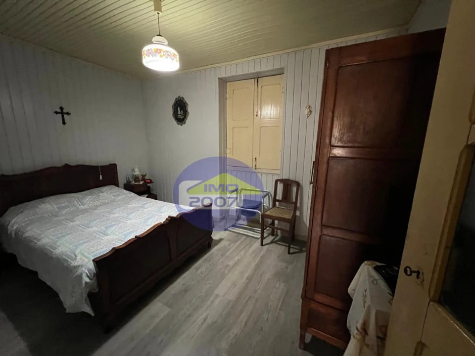 Moradia T5 para Venda em Arrifana Foto 26