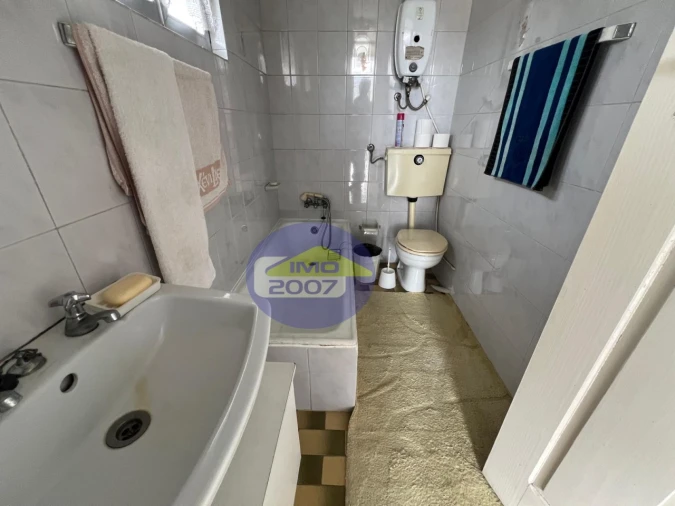 Moradia T5 para Venda em Arrifana Foto 14