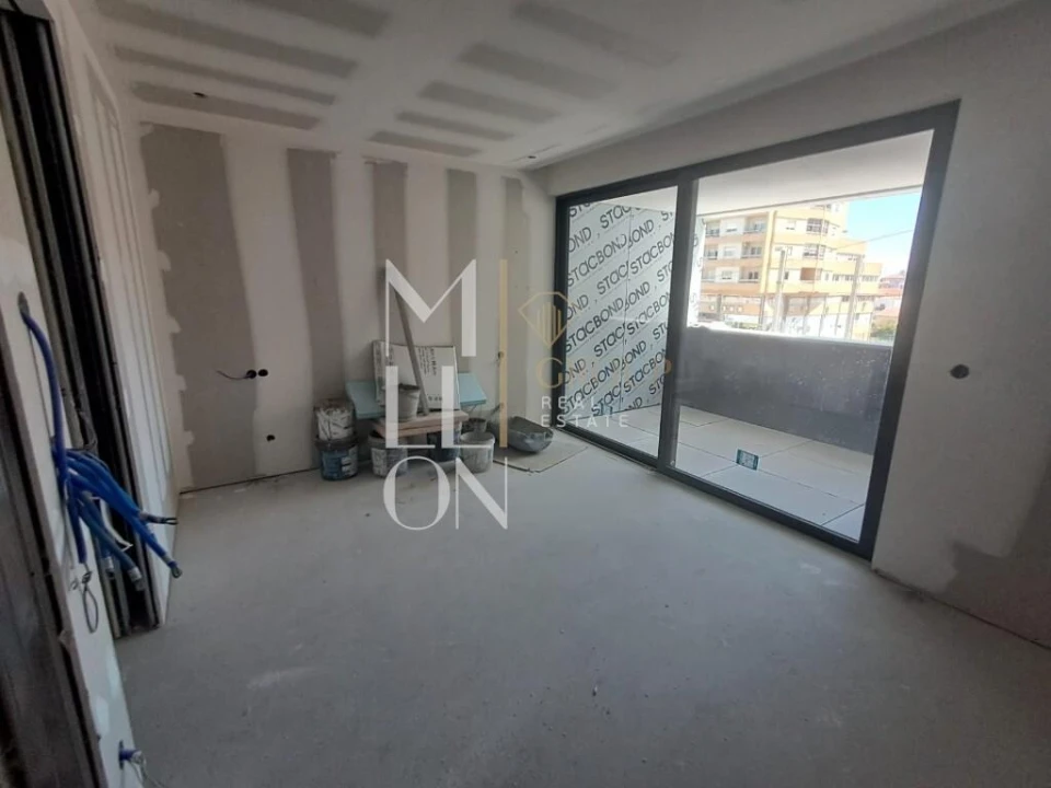 Apartamento T3 para Venda em Mafamude e Vilar do Paraíso Foto 6