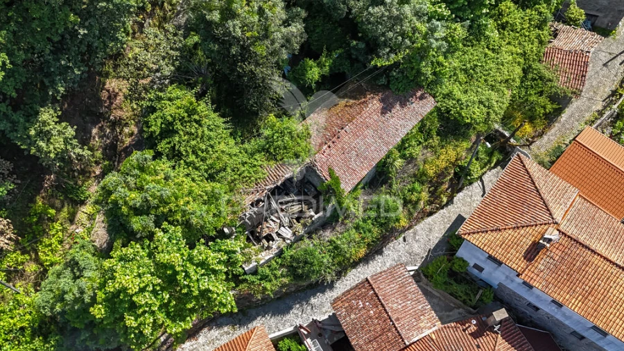 Moradia T2 para Venda em Bouro (Santa Maria)