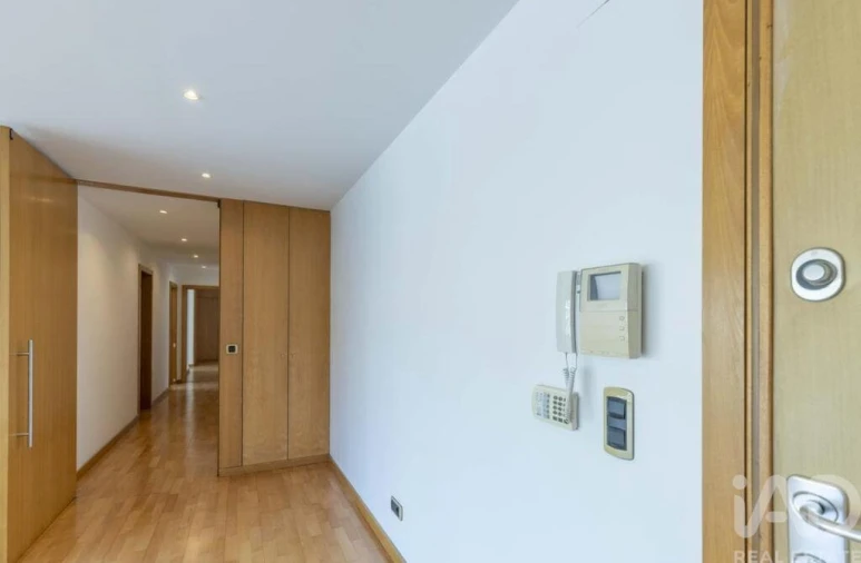 Apartamento T2 para Arrendamento em Alcantara Foto 19