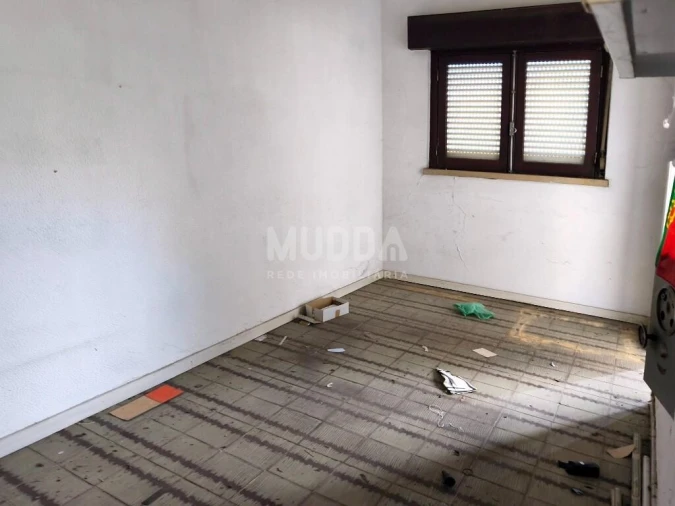 Armazém para Venda em Benedita Foto 2