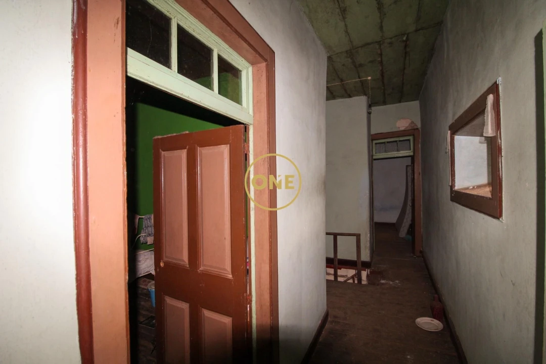 Moradia T4 para Venda em Prazeres Foto 12