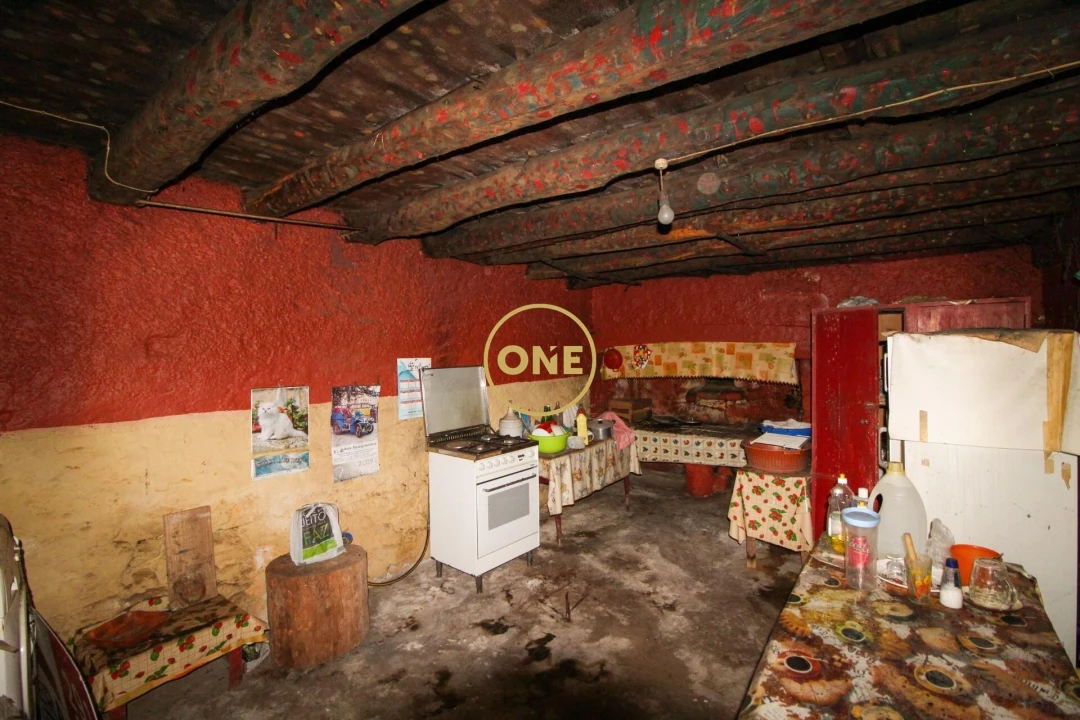 Moradia T4 para Venda em Prazeres Foto 8