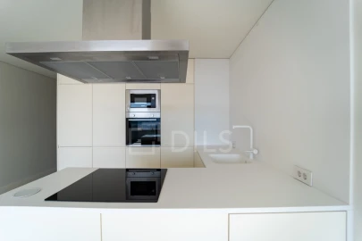 Apartamento T2 para Venda em Santa Marinha e São Pedro da Afurada