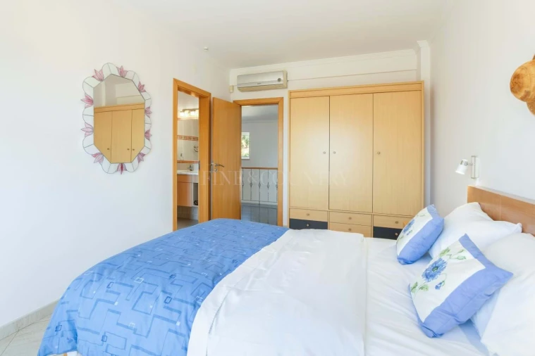 Moradia T4 para Venda em Conceição e Cabanas de Tavira Foto 24