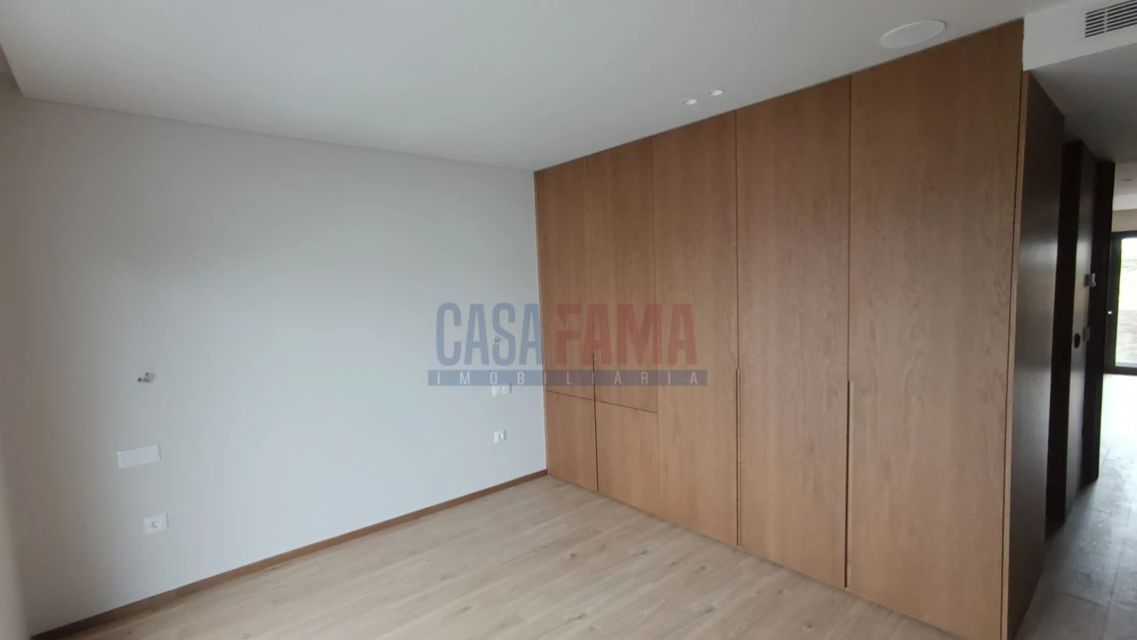 Moradia T3 para Venda em Merelim (São Pedro) e Frossos Foto 27