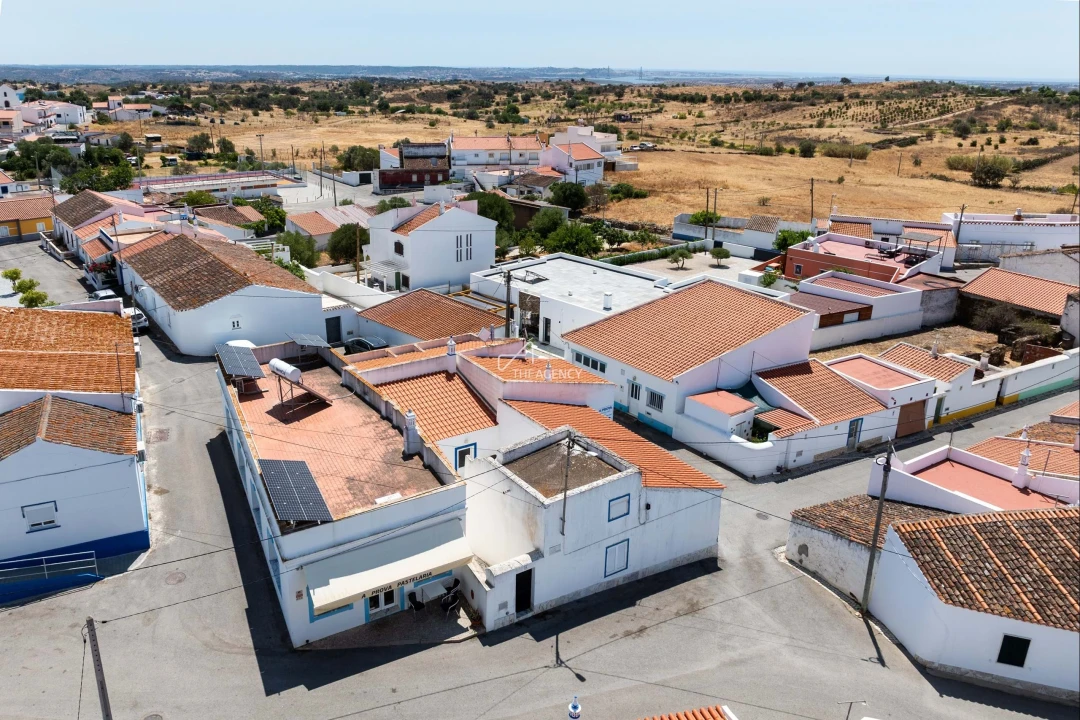 Negócio para Venda em Azinhal Foto 2