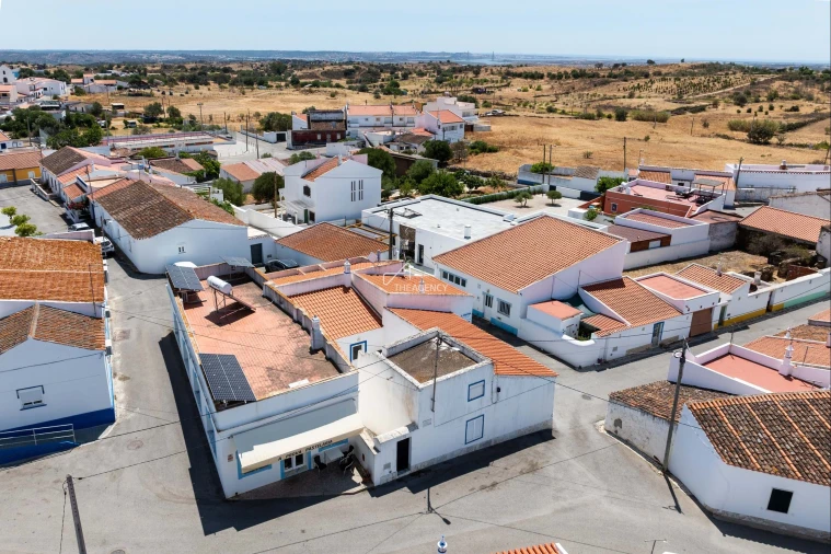 Negócio para Venda em Azinhal Foto 2