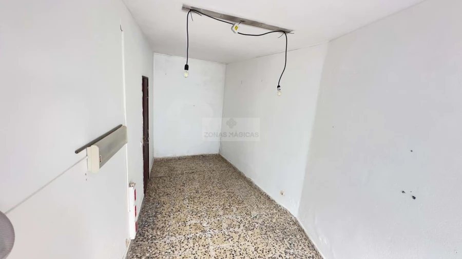 Moradia T4 para Venda em Lagos (São Sebastião e Santa Maria) Foto 26