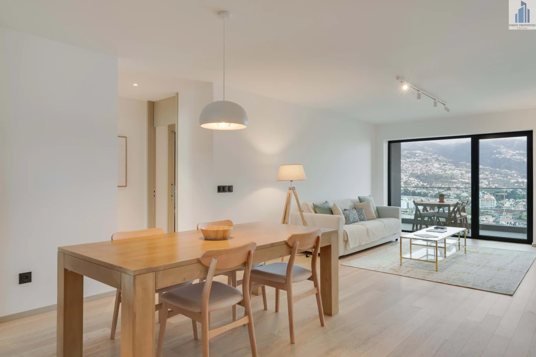 Apartamento T2 para Venda em São Martinho Foto 5