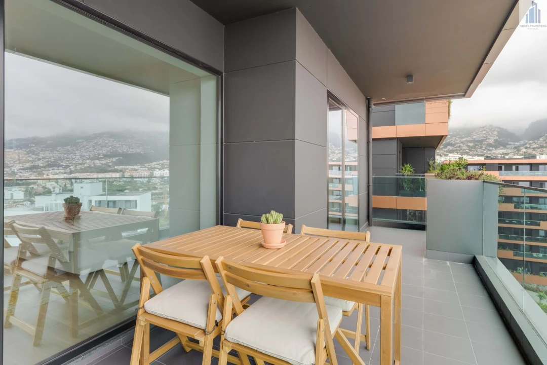 Apartamento T2 para Venda em São Martinho Foto 18