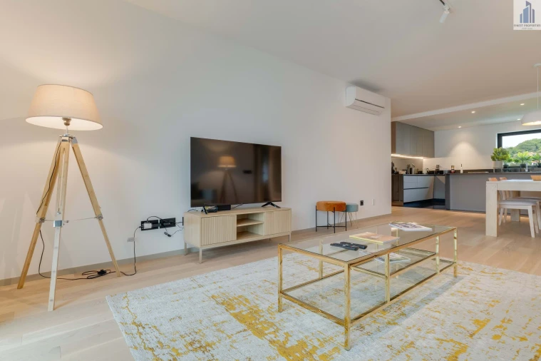 Apartamento T2 para Venda em São Martinho Foto 4