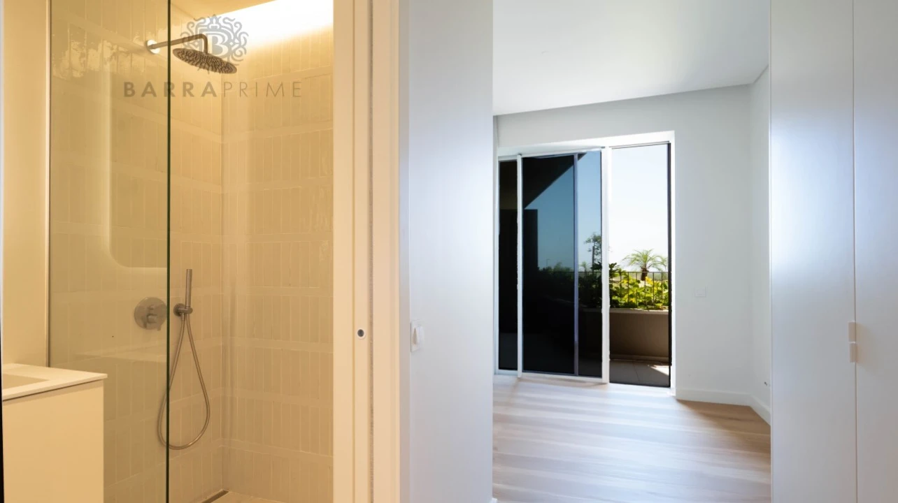 Apartamento T2 para Venda em Quarteira Foto 10