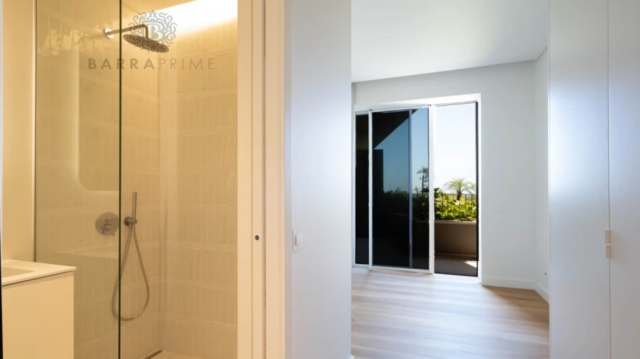 Apartamento T2 para Venda em Quarteira Foto 10