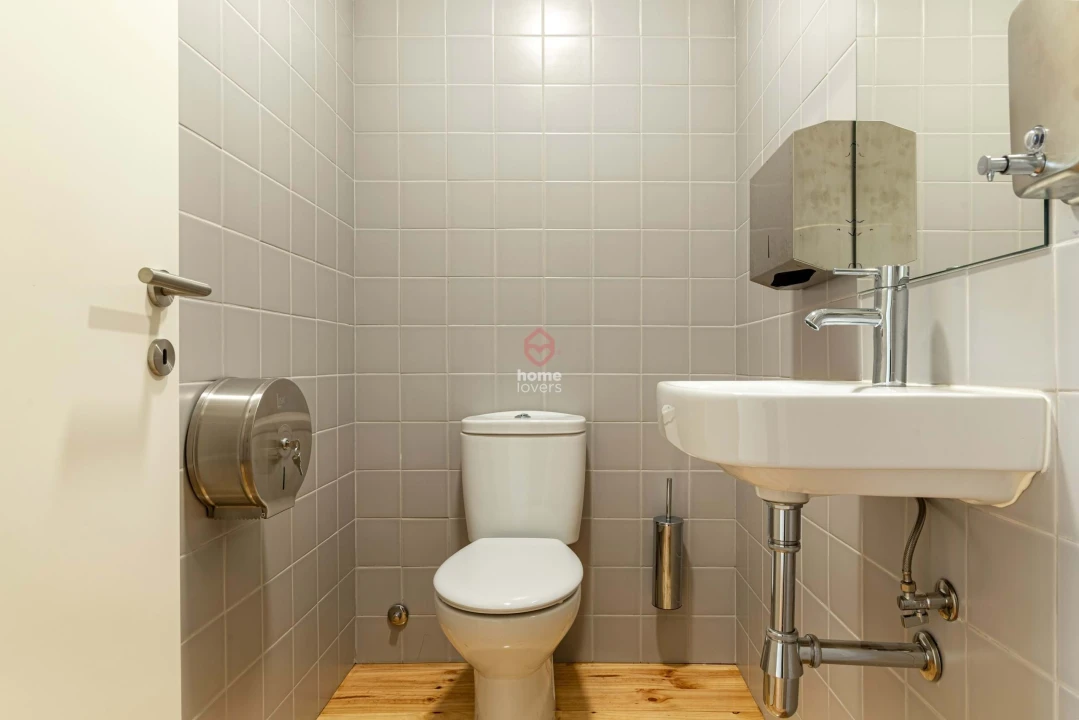 Escritório para Arrendamento em Custoias Foto 28