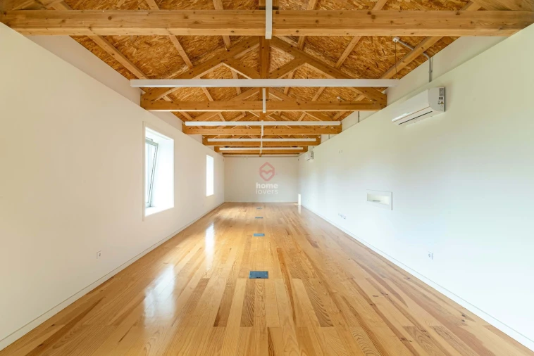 Escritório para Arrendamento em Custoias Foto 25