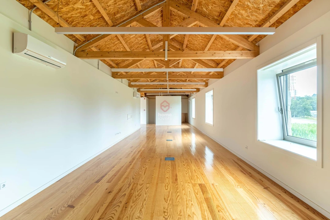 Escritório para Arrendamento em Custoias Foto 27