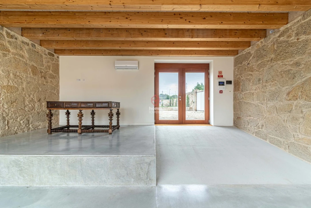 Escritório para Arrendamento em Custoias Foto 14