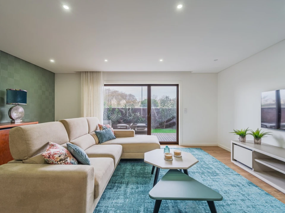 Apartamento T2 para Arrendamento em Gulpilhares e Valadares Foto 5