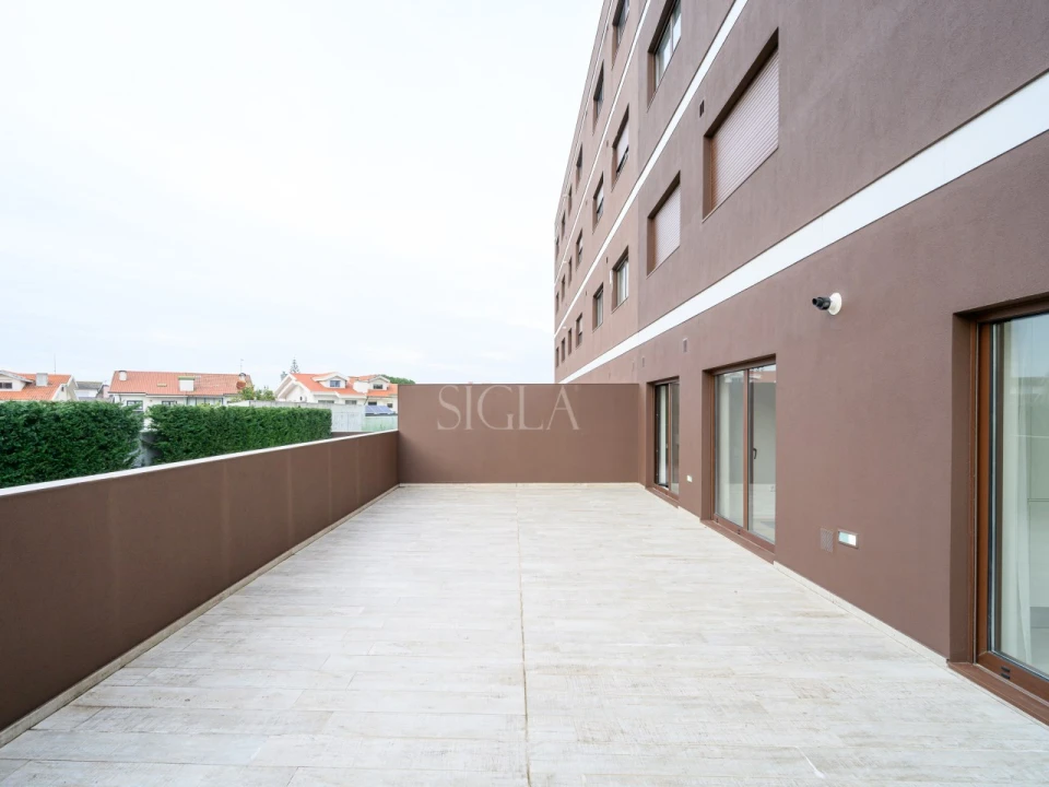 Apartamento T2 para Arrendamento em Gulpilhares e Valadares Foto 11