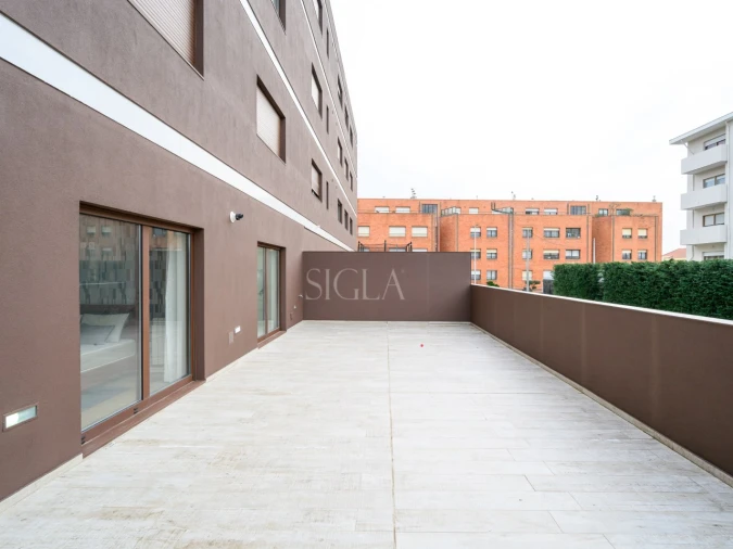 Apartamento T2 para Arrendamento em Gulpilhares e Valadares Foto 10