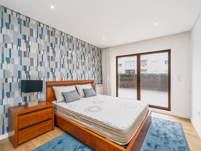 Apartamento T2 para Arrendamento em Gulpilhares e Valadares Foto 17