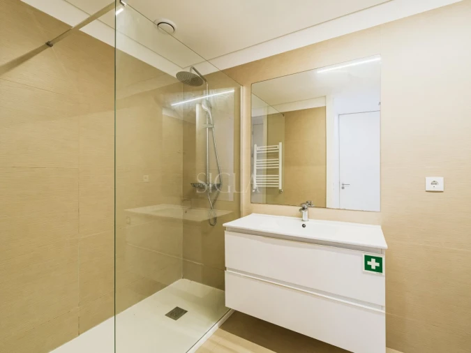 Apartamento T2 para Arrendamento em Gulpilhares e Valadares Foto 18