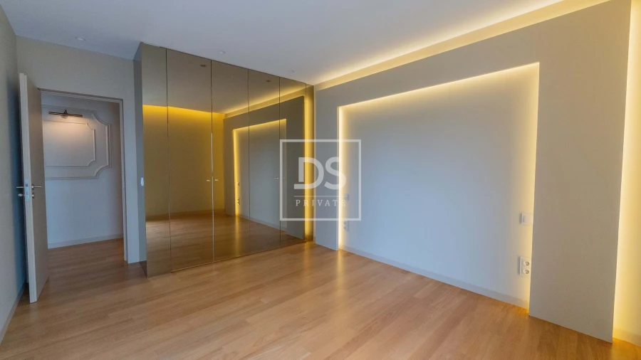 Apartamento T4 para Venda em Vila do Conde Foto 14