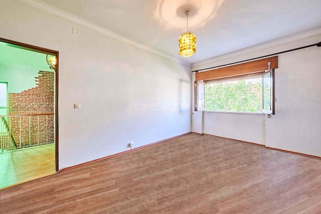 Moradia T5 para Venda em Seixal Foto 30