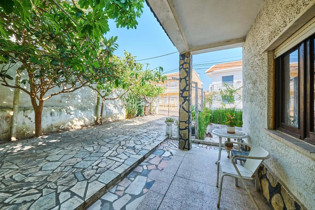 Moradia T5 para Venda em Seixal Foto 14