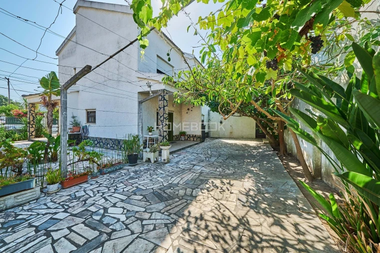 Moradia T5 para Venda em Seixal Foto 2