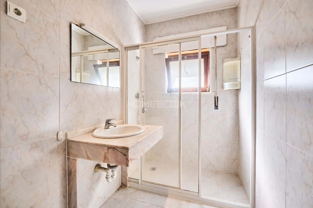 Moradia T5 para Venda em Seixal Foto 23