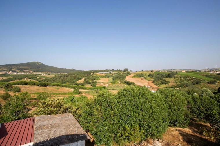 Moradia T2 para Venda em Azueira e Sobral da Abelheira Foto 38