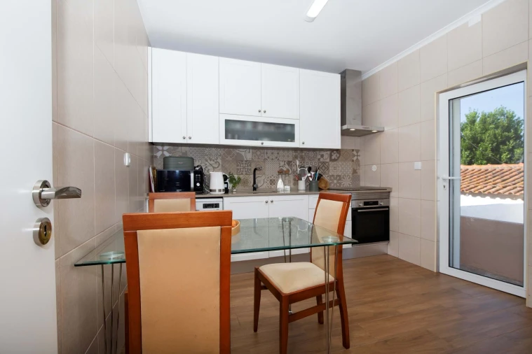 Moradia T2 para Venda em Azueira e Sobral da Abelheira Foto 19