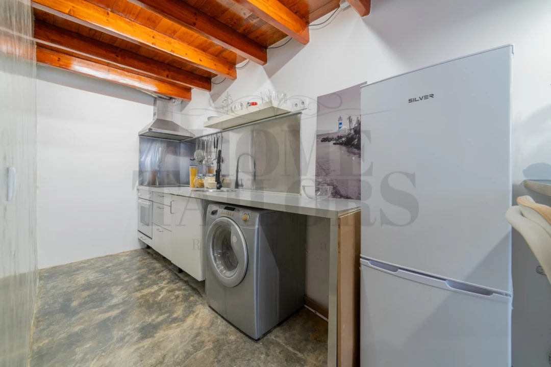 Apartamento T1 para Venda em Santa Maria Maior Foto 8