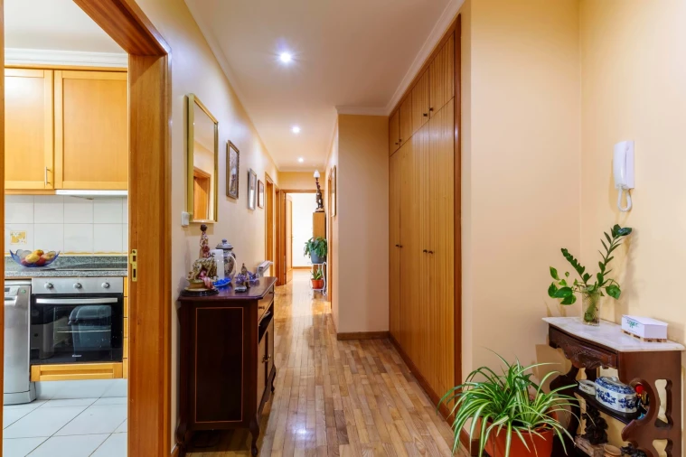 Apartamento T3 para Venda em Golegã Foto 12