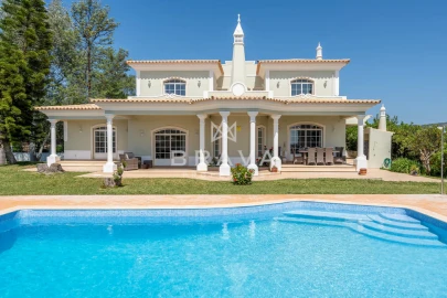 Moradia T4 para Venda em Boliqueime