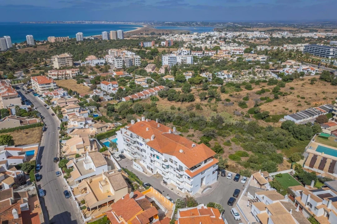 Garagem para Venda em Alvor Foto 3