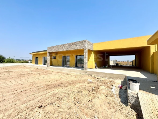 Moradia T4 para Venda em Pinhal Novo