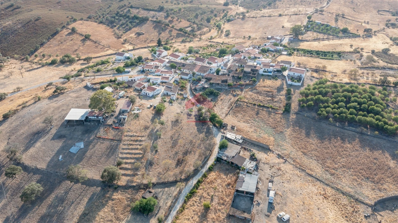 Moradia T2 para Venda em Alcoutim e Pereiro Foto 8