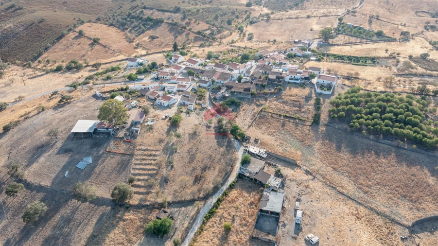 Moradia T2 para Venda em Alcoutim e Pereiro Foto 8