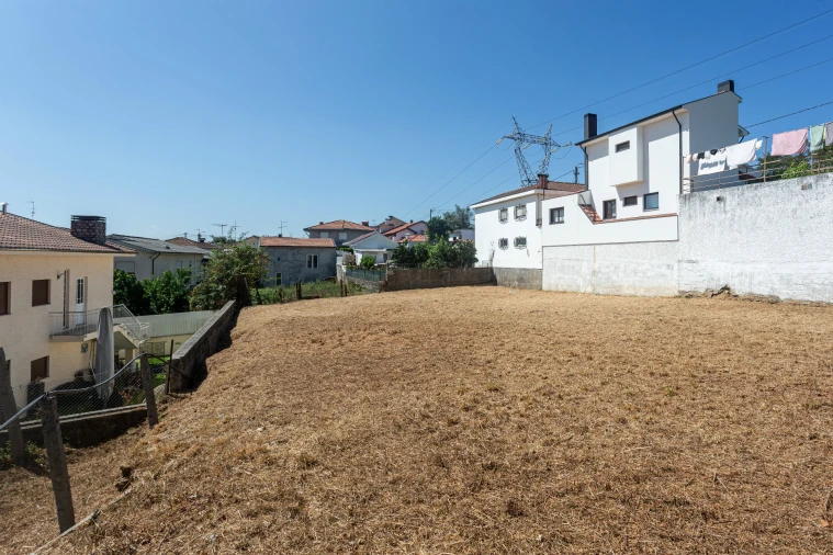 Moradia T3 para Venda em Sandim, Olival, Lever e Crestuma Foto 28