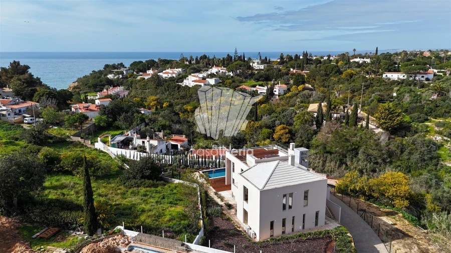 Moradia T4 para Venda em Lagoa e Carvoeiro Foto 3