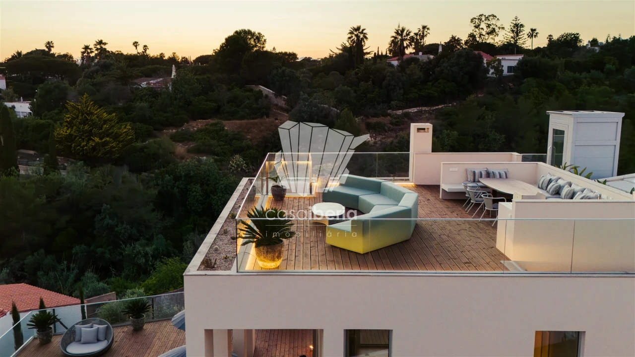 Moradia T4 para Venda em Lagoa e Carvoeiro Foto 35