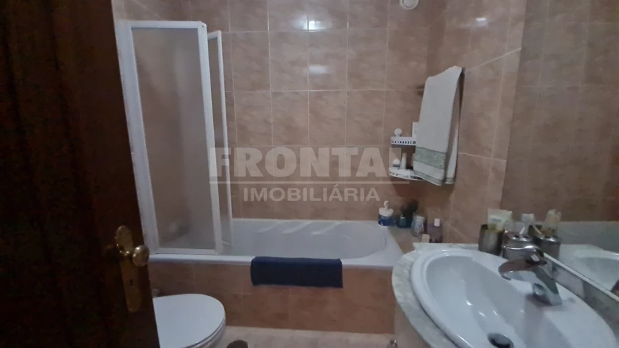 Moradia T3 para Venda em Grijó e Sermonde Foto 27